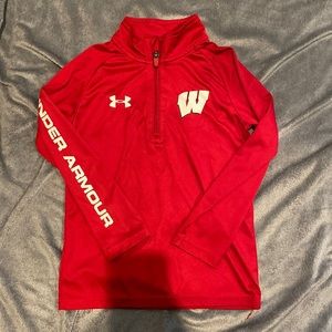Boys Wisconsin Badger Under Armour pull over. Size 5